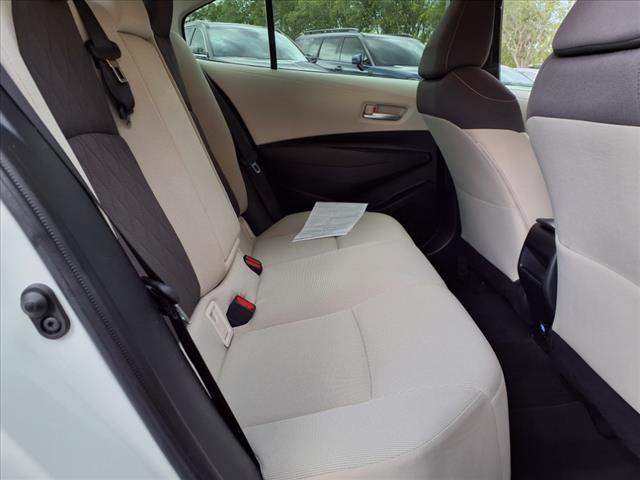 Photo of 2020 White Toyota Corolla