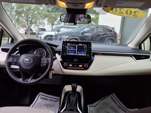 Photo of 2020 White Toyota Corolla