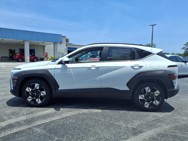Photo of 2025 Atlas White Hyundai KONA