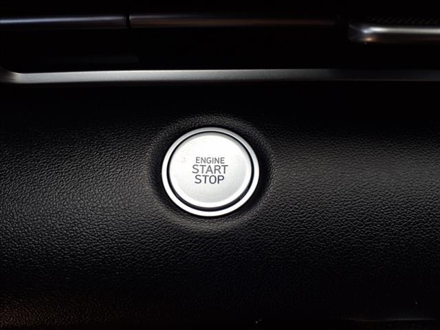 Photo of 2021 Phantom Black Hyundai ELANTRA