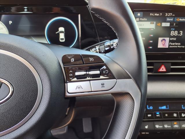 Photo of 2021 Phantom Black Hyundai ELANTRA