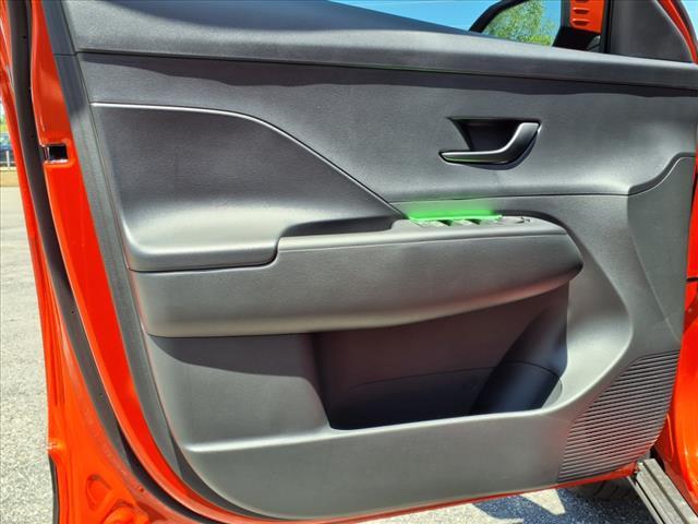 Photo of 2025 Soultronic Orange Pearl Hyundai KONA