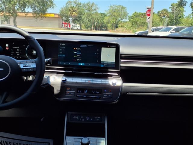 Photo of 2025 Soultronic Orange Pearl Hyundai KONA