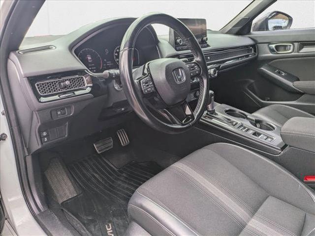 Photo of 2022 Platinum White Pearl Honda Civic