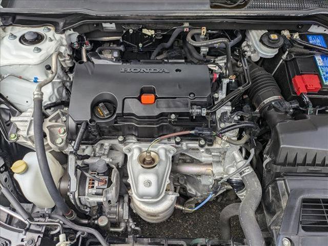 Photo of 2022 Platinum White Pearl Honda Civic