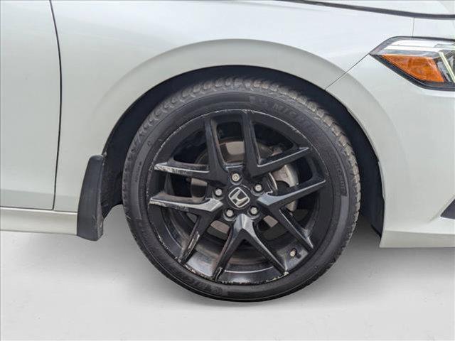 Photo of 2022 Platinum White Pearl Honda Civic