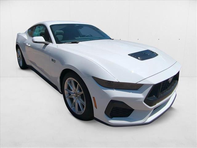 Photo of 2025 Oxford White Ford Mustang