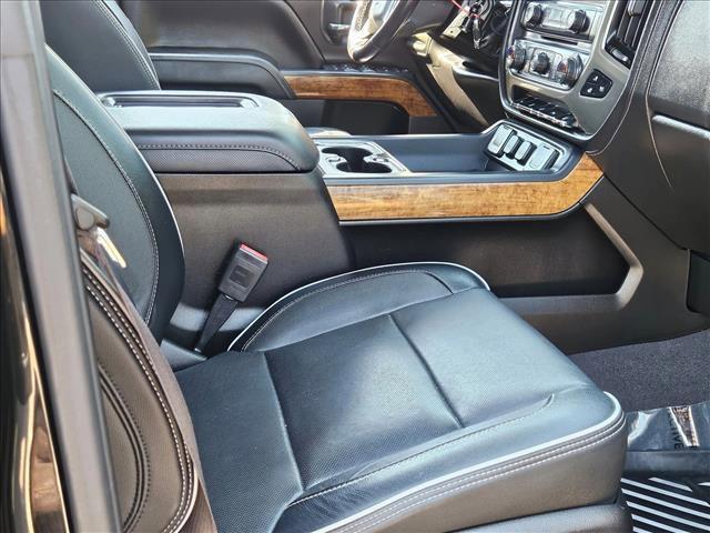 Photo of 2019 Black Chevrolet Silverado 2500
