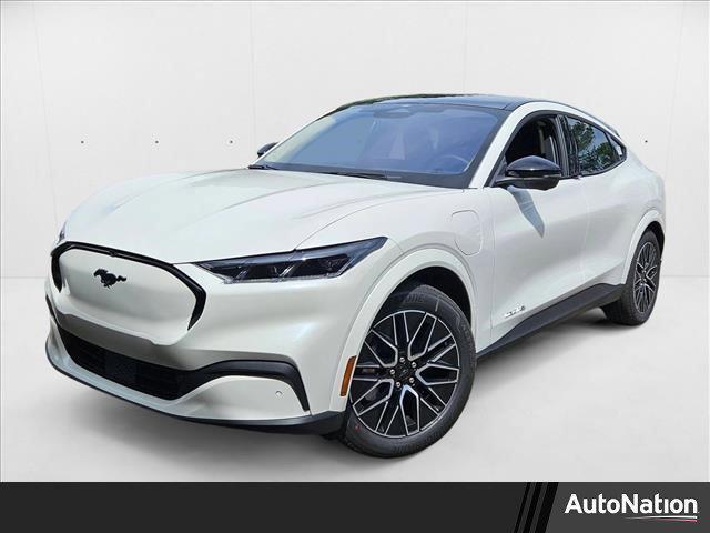 Photo of 2025 Star White Metallic Tri-Coat Ford Mustang Mach-E