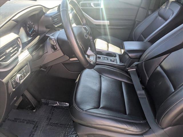 Photo of 2021 Star White Metallic Tri-Coat Ford Explorer