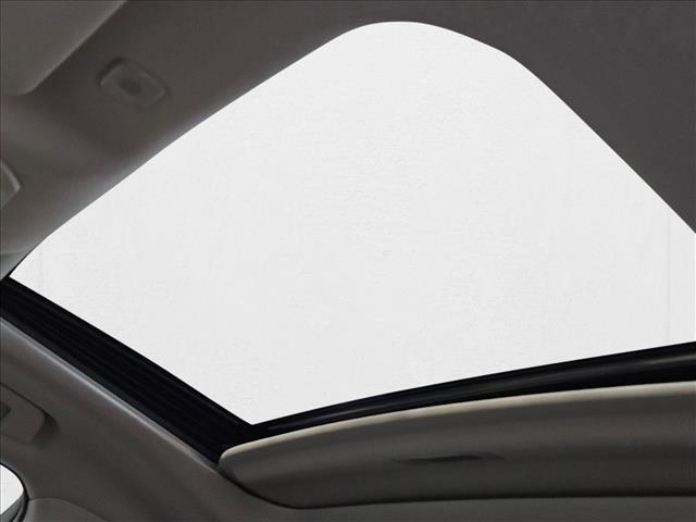 Photo of 2023 Celestial Silver Metallic Toyota Highlander