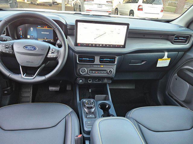 Photo of 2025 Oxford White Ford Maverick