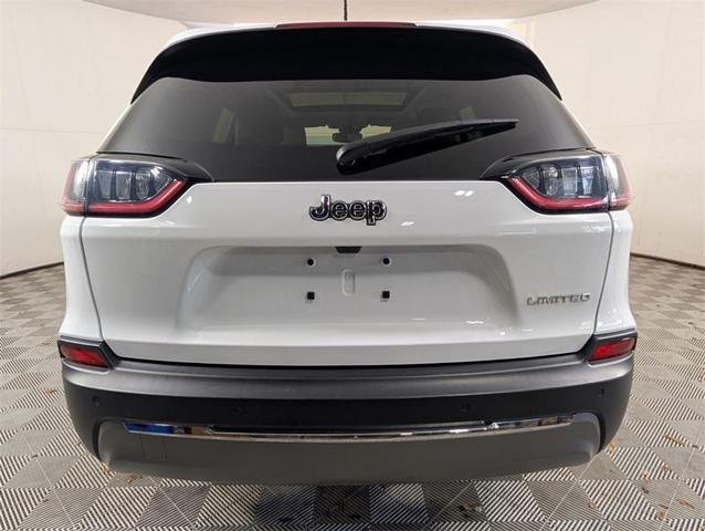 Photo of 2020 Bright White Clearcoat Jeep Cherokee