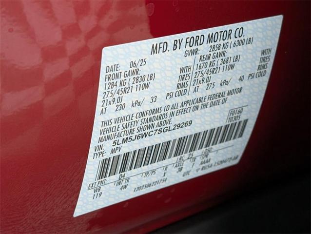 Photo of 2025 Red Carpet Lincoln Aviator