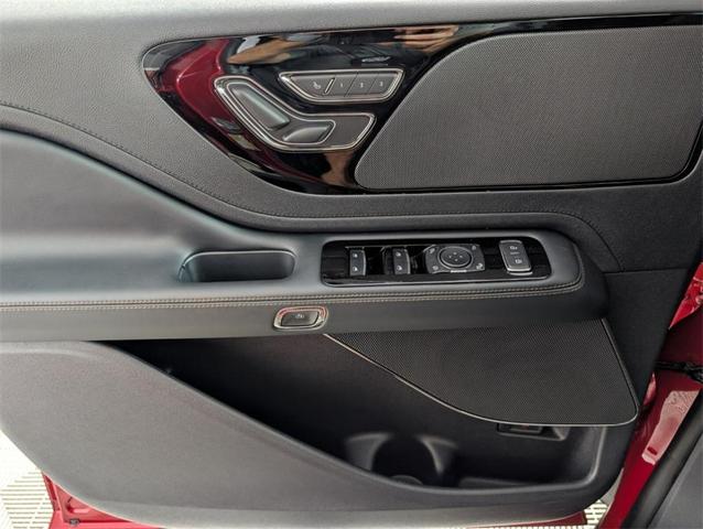 Photo of 2025 Red Carpet Lincoln Aviator