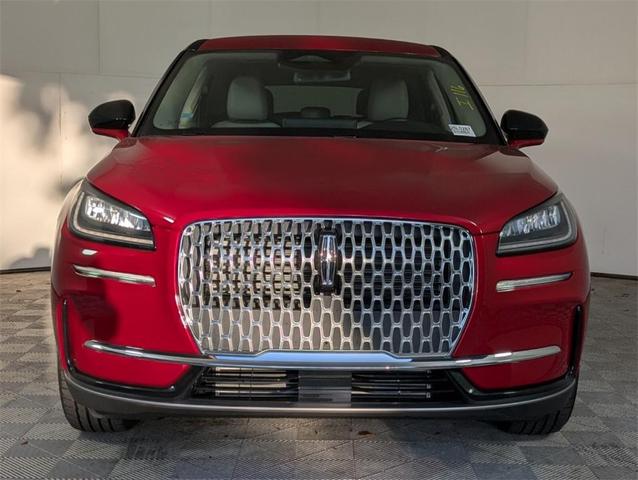 Photo of 2025 Red Carpet Metallic Tinted Clearcoat Lincoln Corsair