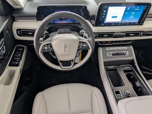 Photo of 2025 Pristine White Lincoln Aviator