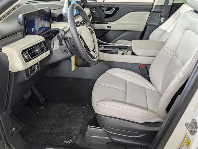 Photo of 2025 Pristine White Lincoln Aviator