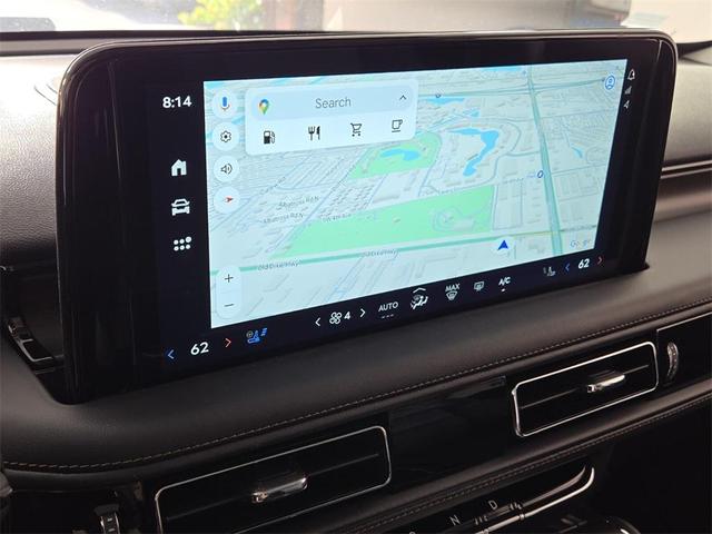 Photo of 2025 Whisper White Lincoln Aviator