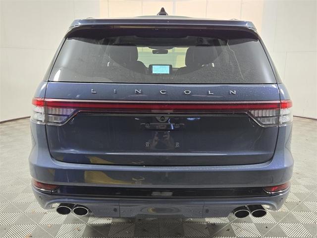 Photo of 2025 Whisper White Lincoln Aviator