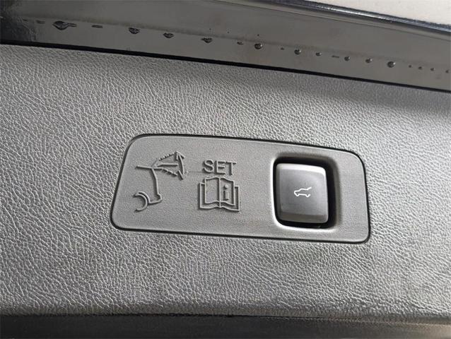 Photo of 2023 Infinite Black Metallic Lincoln Corsair
