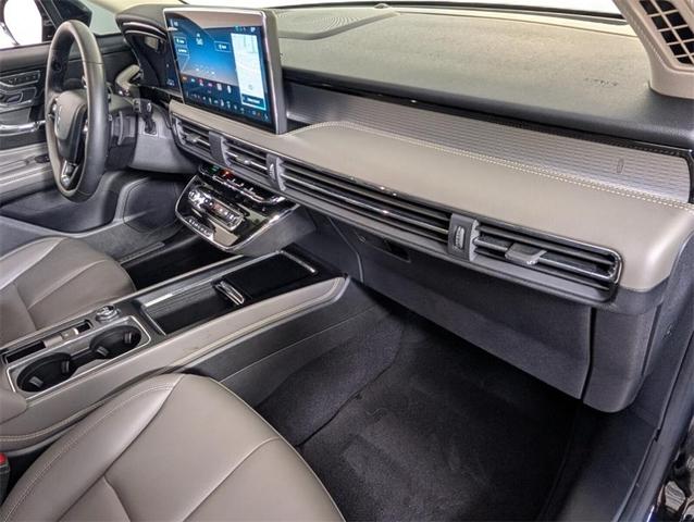 Photo of 2023 Infinite Black Metallic Lincoln Corsair