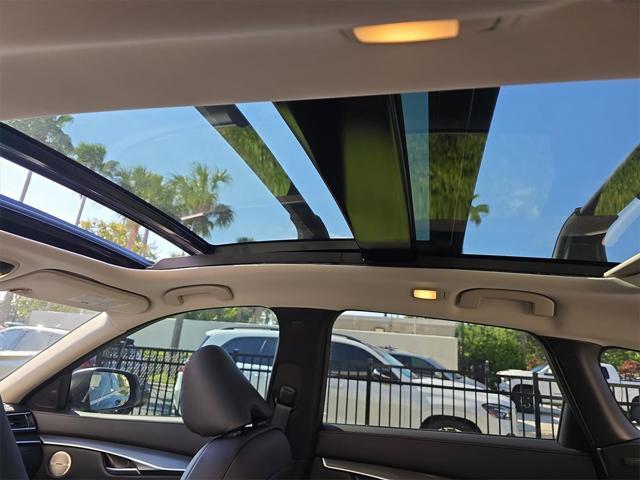 Photo of 2025 Blue INFINITI QX50