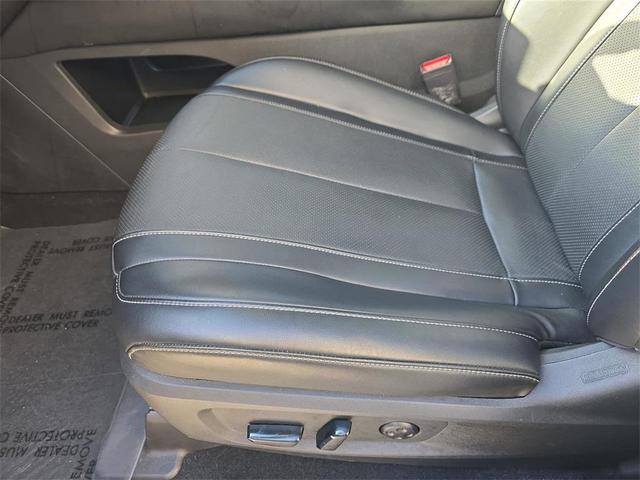 Photo of 2022 Glacier White INFINITI QX60