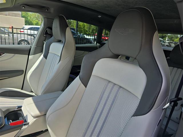 Photo of 2025 Zenith White Aston Martin DBX