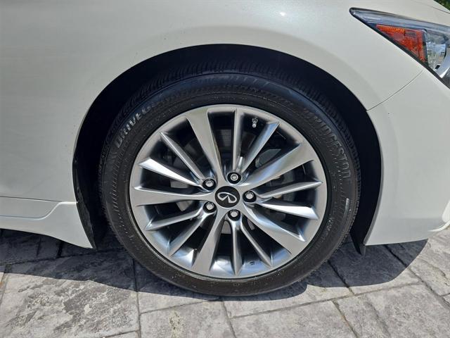 Photo of 2022 Majestic White INFINITI Q50