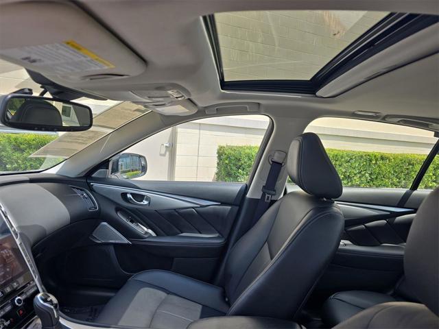 Photo of 2022 Majestic White INFINITI Q50