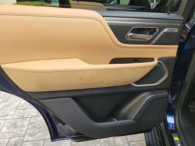Photo of 2025 Grand Blue INFINITI QX80