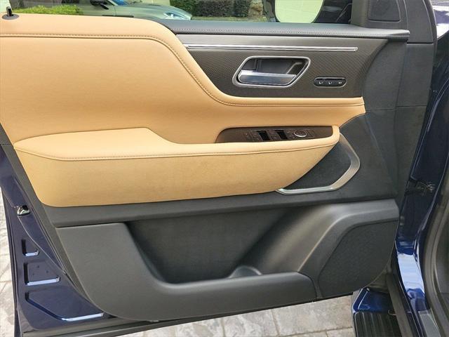Photo of 2025 Grand Blue INFINITI QX80