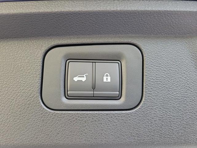 Photo of 2025 Grand Blue INFINITI QX80