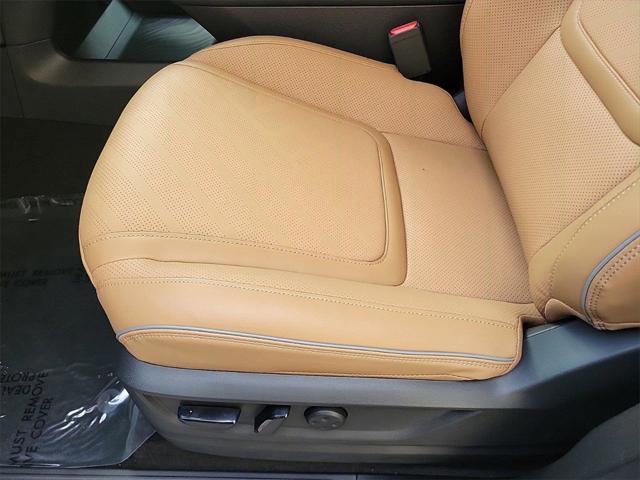 Photo of 2025 Grand Blue INFINITI QX80