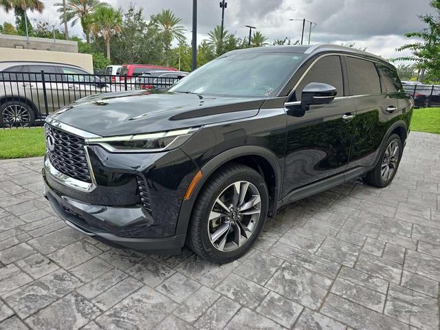 Photo of 2023 Mineral Black INFINITI QX60