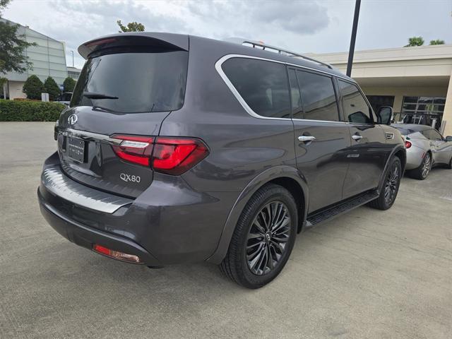 Photo of 2022 Anthracite Gray INFINITI QX80