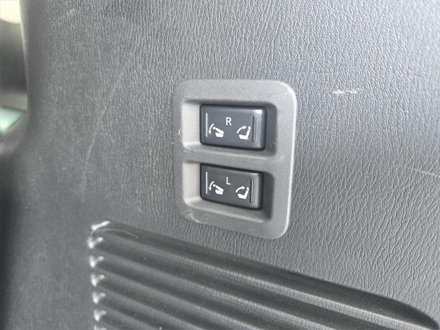 Photo of 2022 Anthracite Gray INFINITI QX80