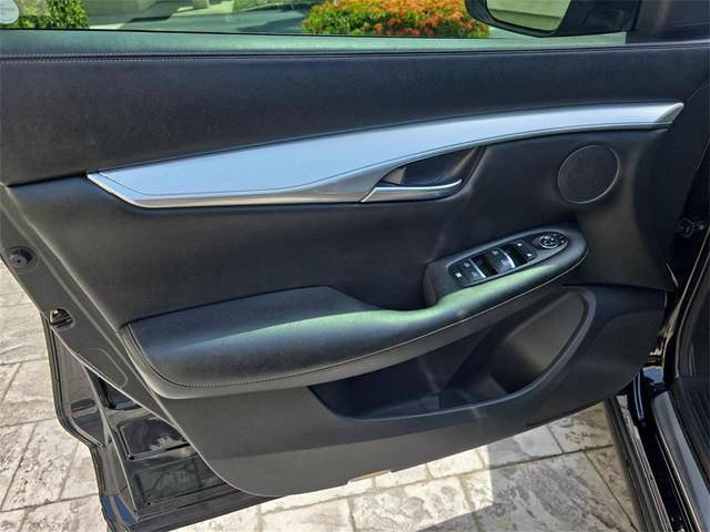 Photo of 2019 Black Obsidian INFINITI QX50