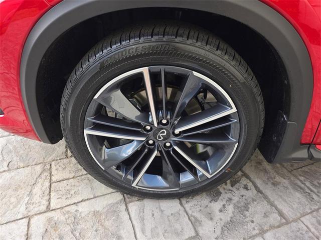 Photo of 2025 Red INFINITI QX50