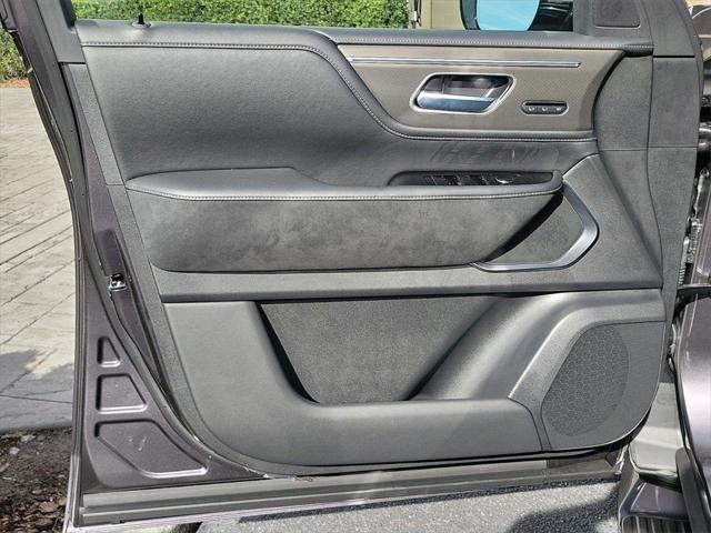 Photo of 2025 Anthracite Gray INFINITI QX80
