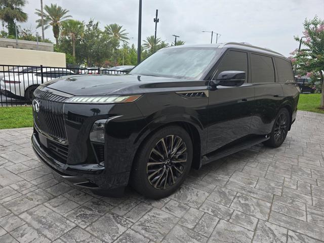 Photo of 2025 Mineral Black/Graphite Shadow INFINITI QX80