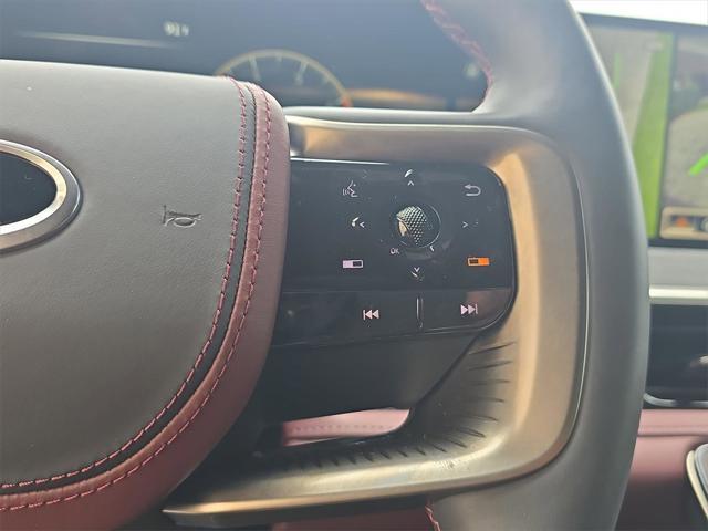 Photo of 2025 Mineral Black/Graphite Shadow INFINITI QX80