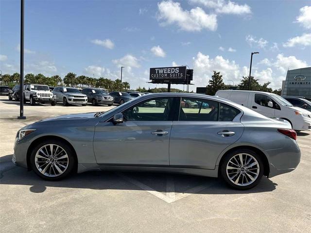Photo of 2018 Hagane Blue INFINITI Q50