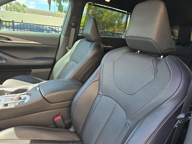 Photo of 2025 Mineral Black INFINITI QX60