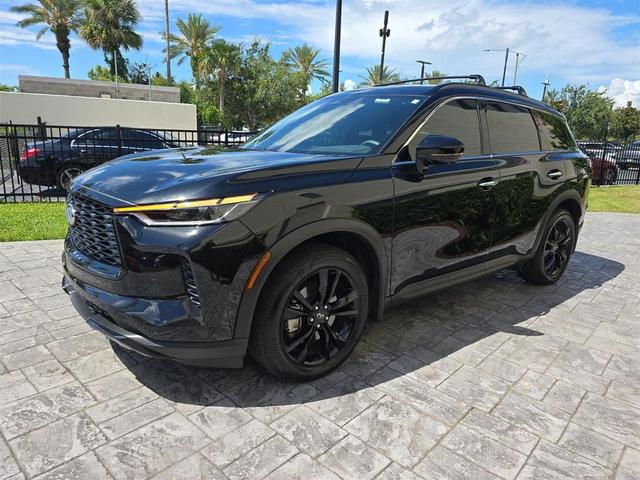 Photo of 2025 Mineral Black INFINITI QX60