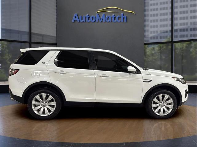 Photo of 2015 Whtie Land Rover Discovery Sport