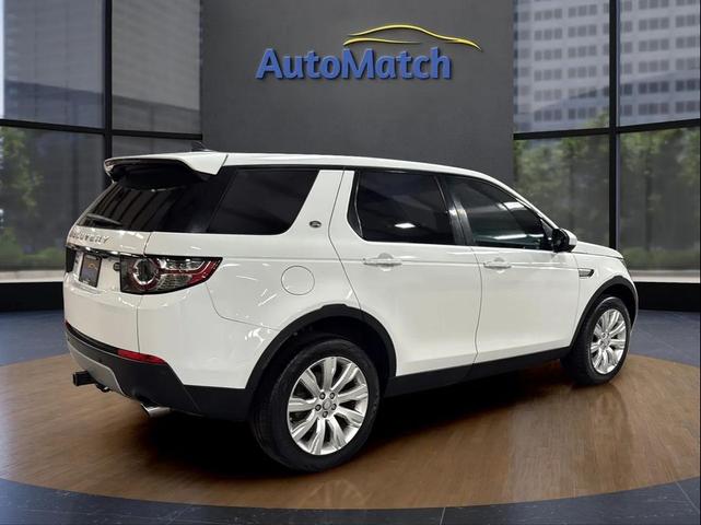Photo of 2015 Whtie Land Rover Discovery Sport