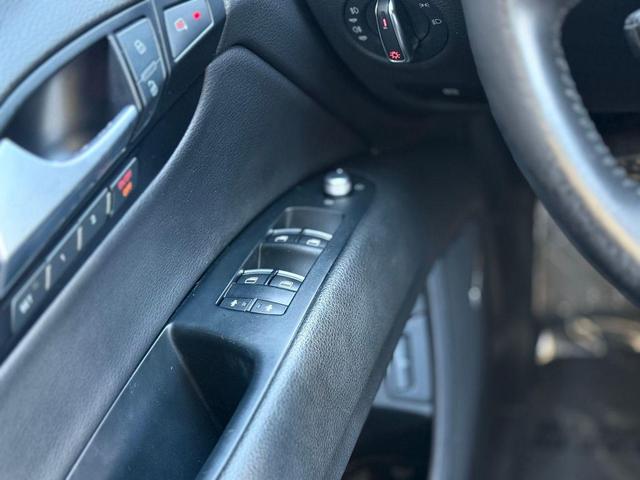 Photo of 2014 Gray Audi Q7