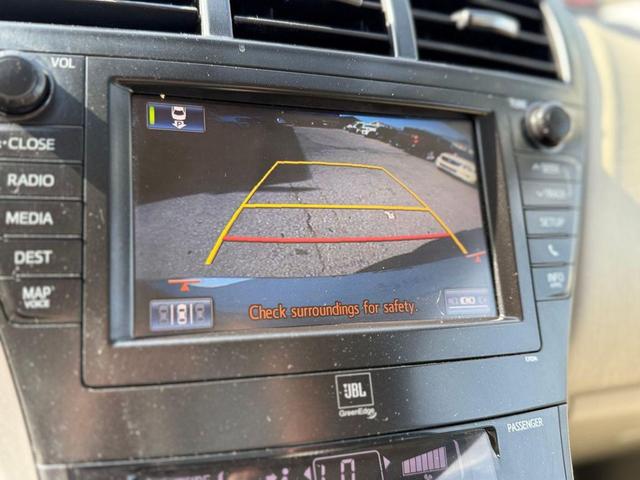 Photo of 2014 Blue Toyota Prius v